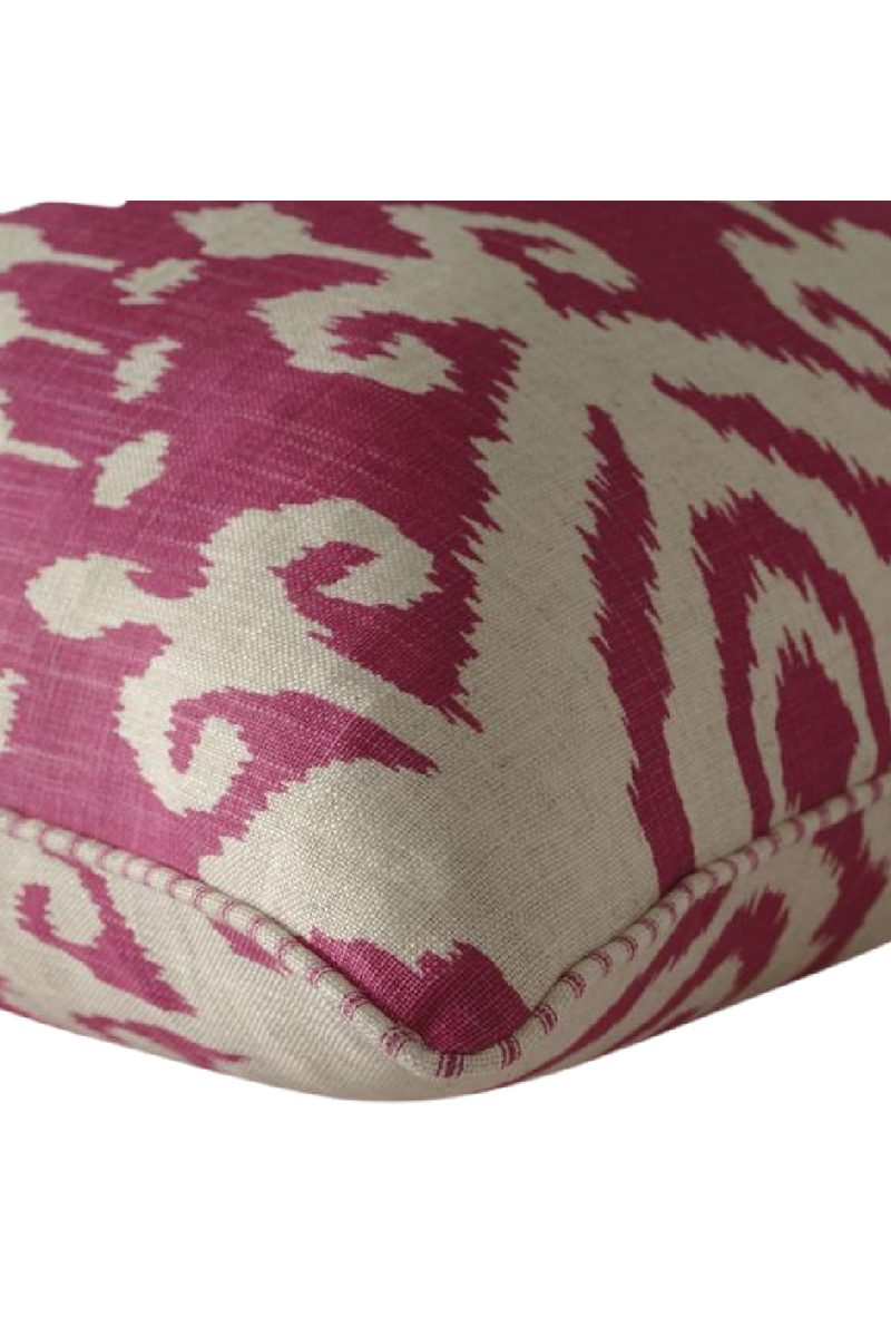 Coussin Ikat avec passepoil en velours M | Andrew Martin Volcano | Meubleluxe.fr