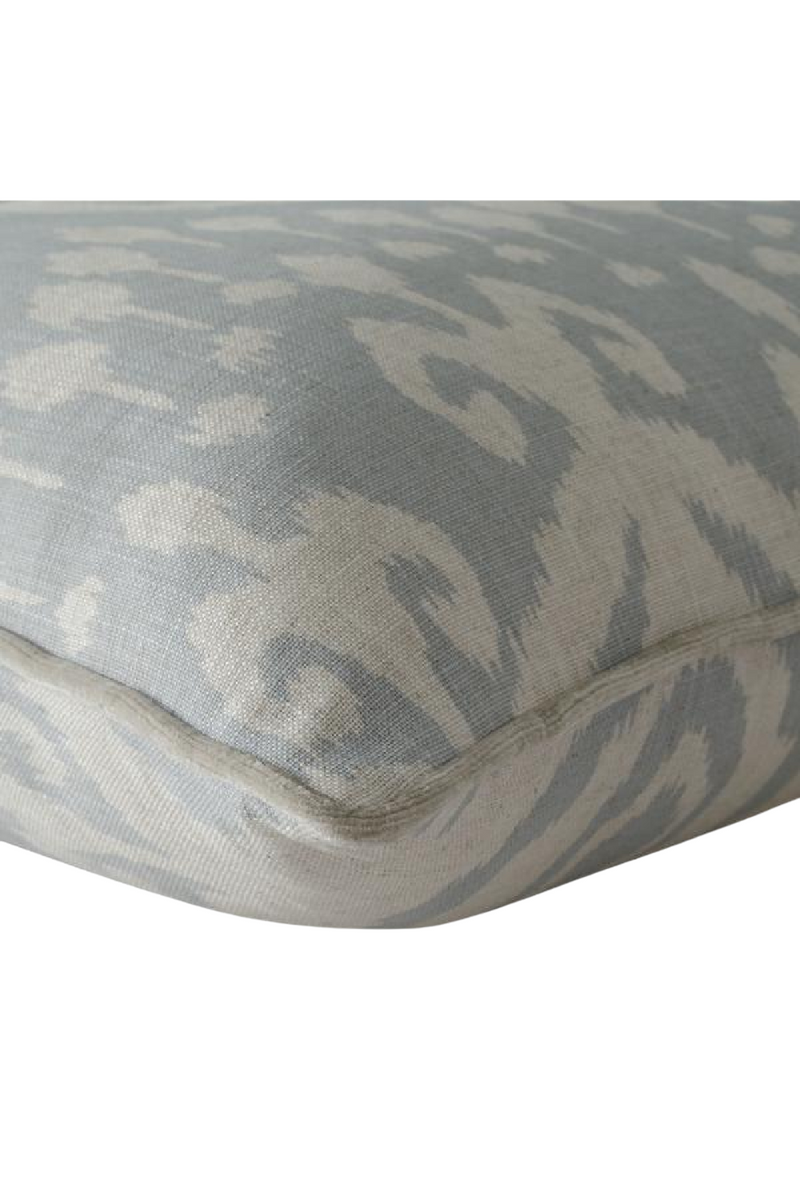 Coussin Ikat avec passepoil en velours M | Andrew Martin Volcano | Meubleluxe.fr