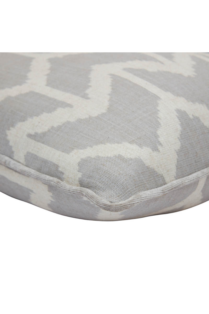 Coussin Ikat en lin mélangé M | Andrew Martin Togo | Meubleluxe.fr