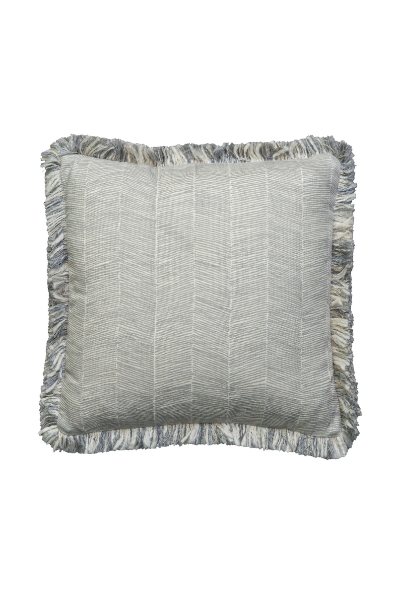 Coussin à chevrons gris à franges argentées | Andrew Martin Fasano | Meubleluxe.fr