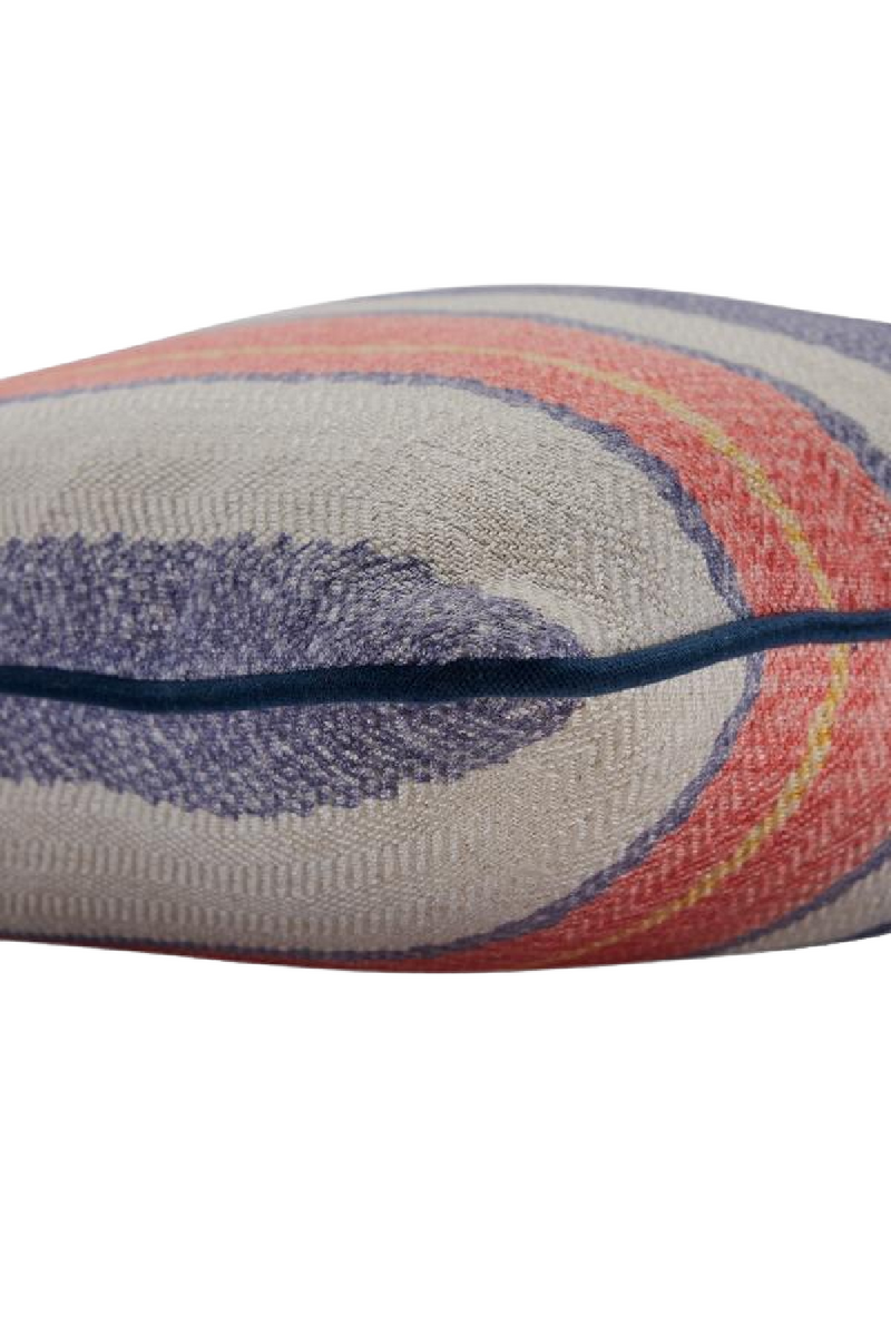 Coussin multi-tonalité passepoilé en velours gris | Andrew Martin Elbrus | Meubleluxe.fr