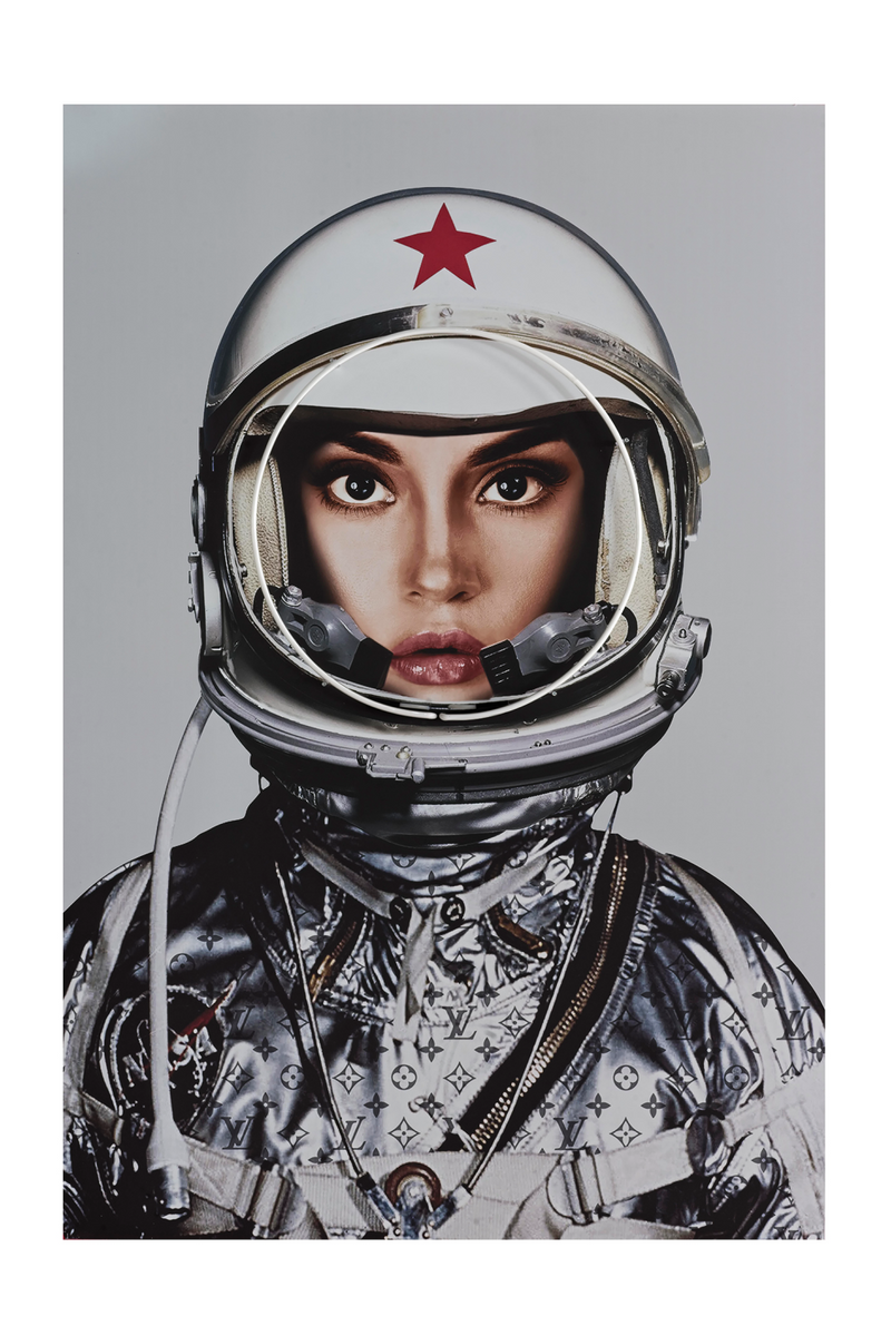 Tableau néon Argent Louis Vuitton | Andrew Martin Space Girl Logos | Meubleluxe.fr