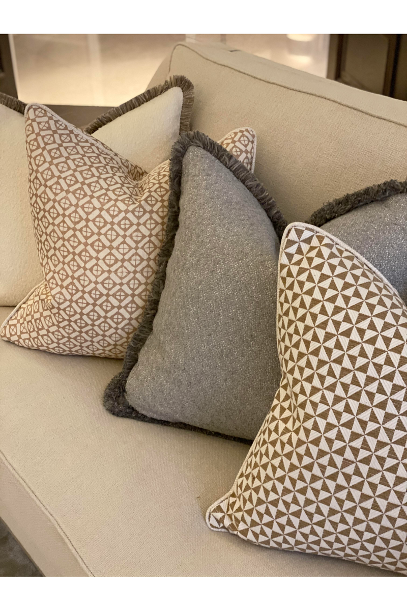 Coussin carré style bouclé gris | Andrew Martin Huntsman | Meubleluxe.fr