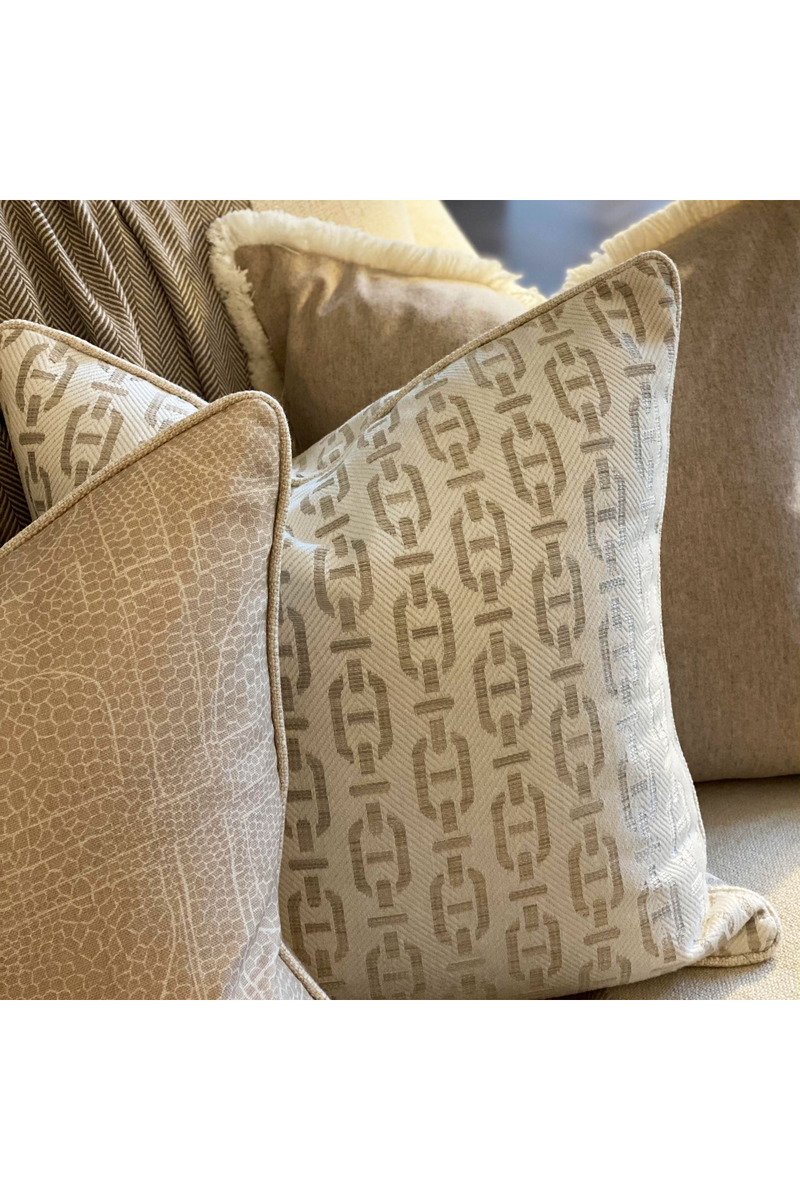 Coussin carré à motif de maillons de chaîne | Andrew Martin Burlington | Meubleluxe.fr