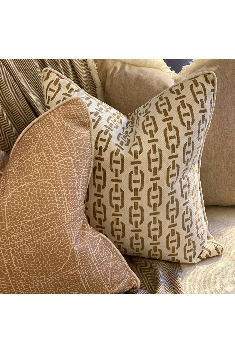 Coussin carré à motif de maillons de chaîne | Andrew Martin Burlington | Meubleluxe.fr