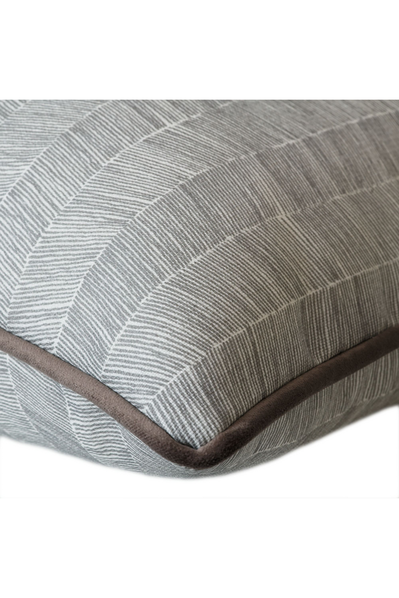 Coussin d'extérieur à chevrons | Andrew Martin Delta | Meubleluxe.fr