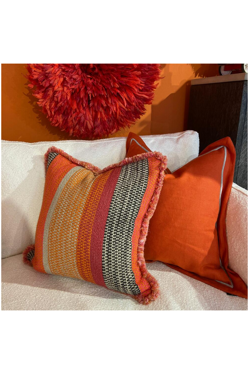 Coussin rayé orange | Andrew Martin Llama | Meubleluxe.fr