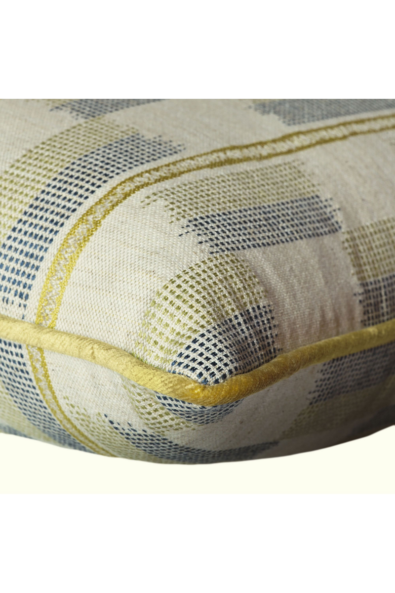 Coussin carré jaune et bleu | Andrew Martin Positano Lime | Muebleluxe.fr