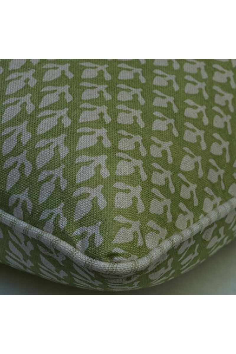 Coussin carré vert | Andrew Martin Bud | Meubleluxe.fr