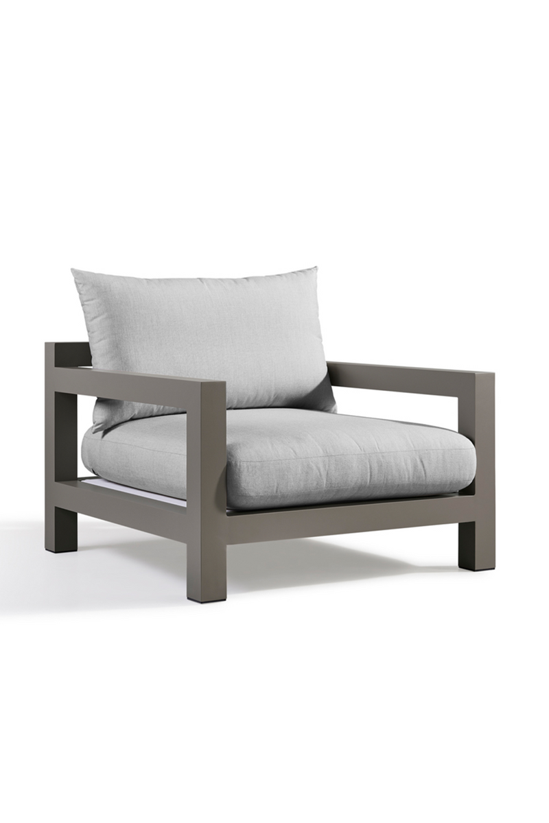 Fauteuil d'extérieur en aluminium taupe | Andrew Martin Harlyn | Meubleluxe.fr