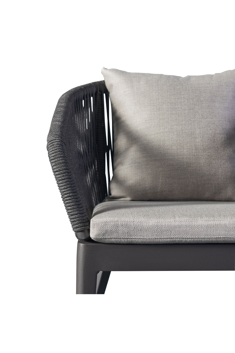 Chaise de salle à manger d'extérieur en graphite gris | Andrew Martin Voyage | Meubleluxe.fr