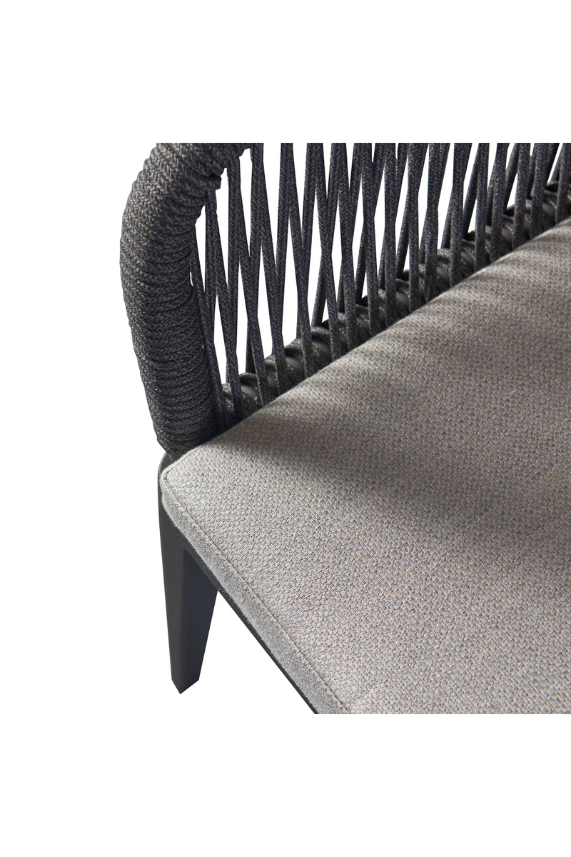 Chaise de salle à manger d'extérieur en graphite gris | Andrew Martin Voyage | Meubleluxe.fr