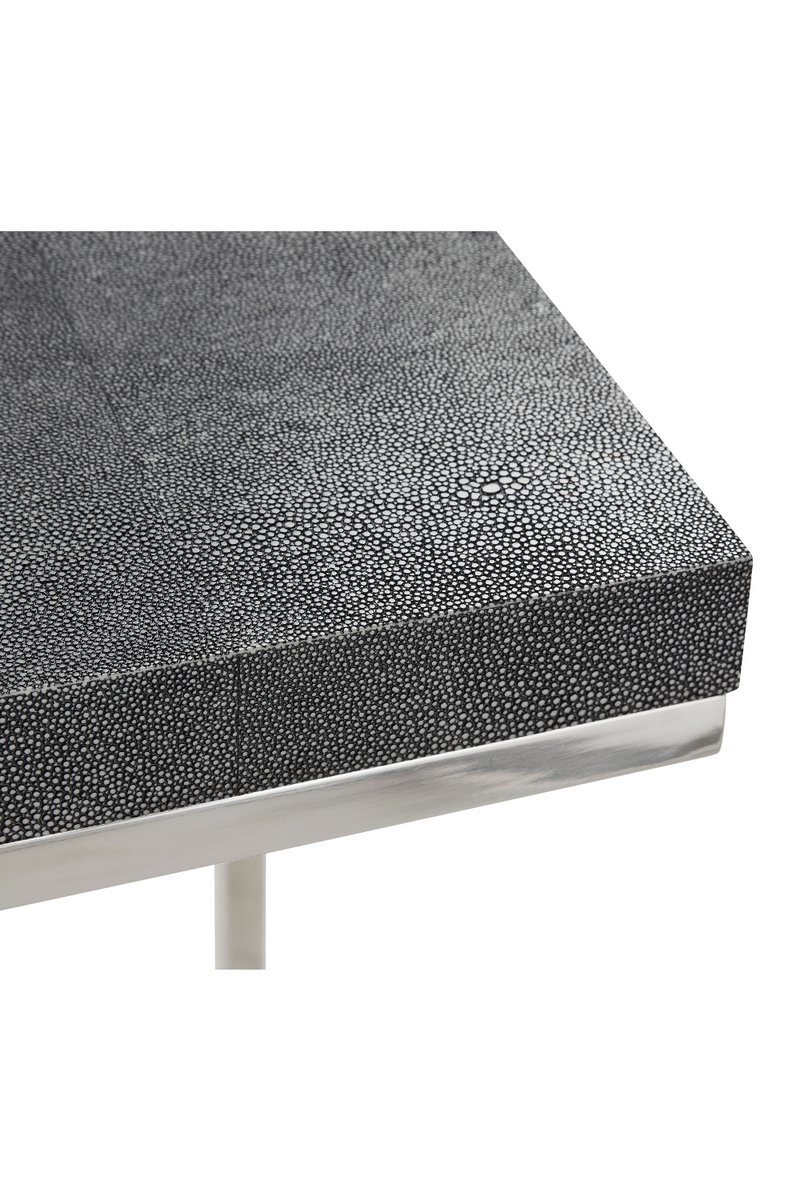 Table d'appoint en galuchat gris | Andrew Martin Ashley | Meubleluxe.fr