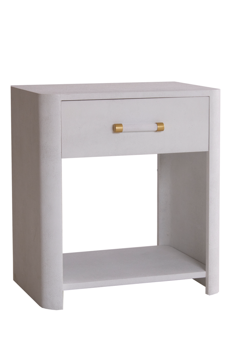 Table de chevet minimaliste en galuchat blanc | Andrew Martin Moby | Meubleluxe.fr