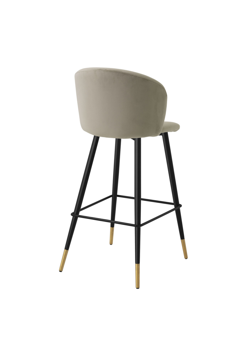 Chaise de bar en velours beige Roche | Eichholtz Volante | Meubleluxe.fr