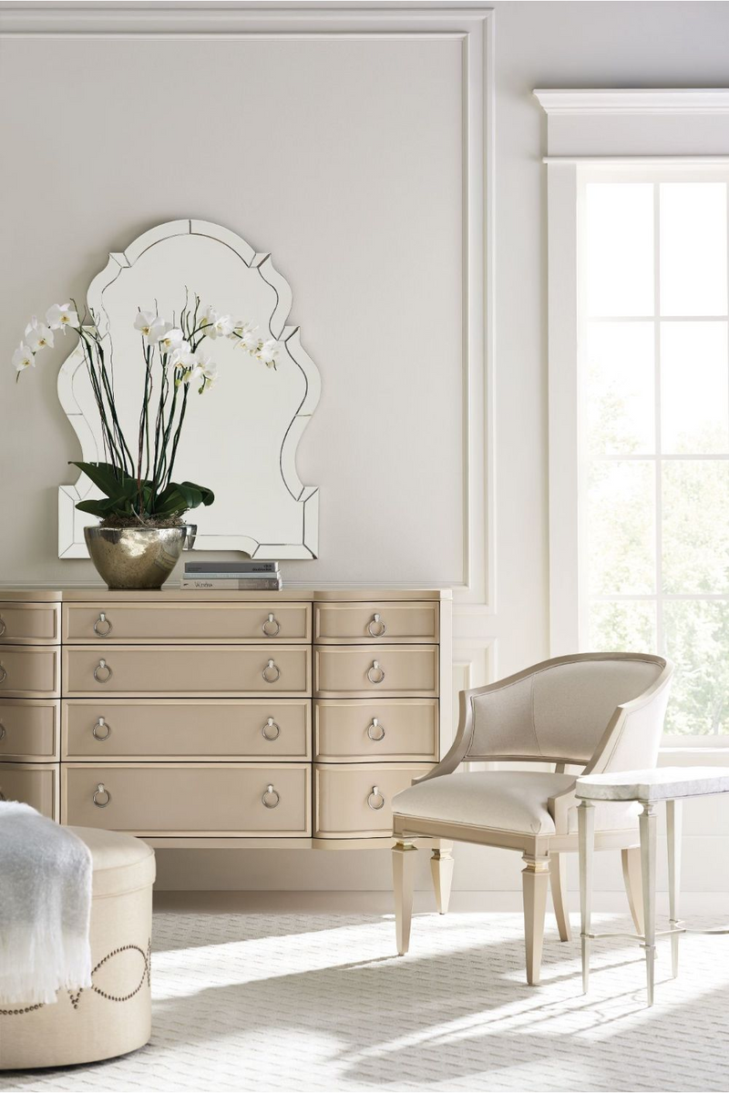 Commode classique en bois d'érable clair | Caracole Pull | Meubleluxe.fr