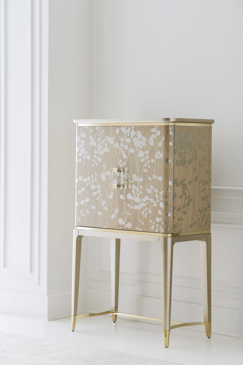 Meuble de bar en bois de Koto doré | Caracole Leaf | Meubleluxe.fr