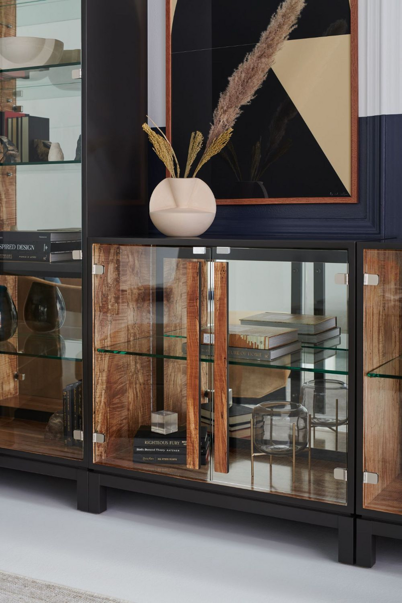 Vitrine en bois noir | Caracole Handle | Meubleluxe.fr