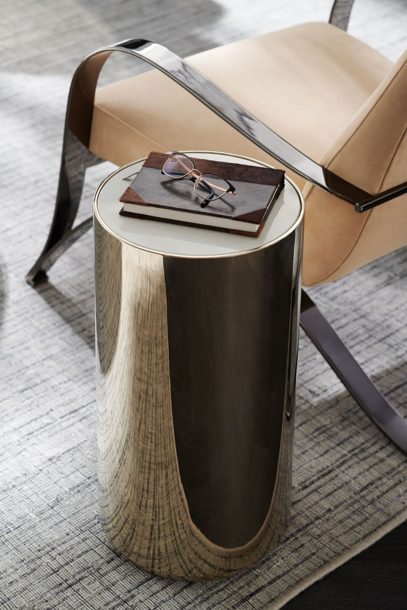 Table basse en métal doré et pierre crème | Caracole Round About L | Meubleluxe.fr